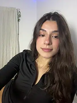 HelliRosa nude strip on cam for live sex video chat